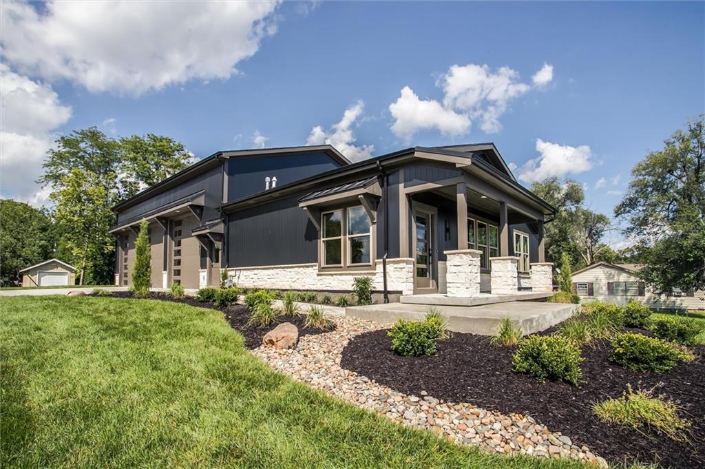 15021 Broadmoor St, Overland Park, KS 66223