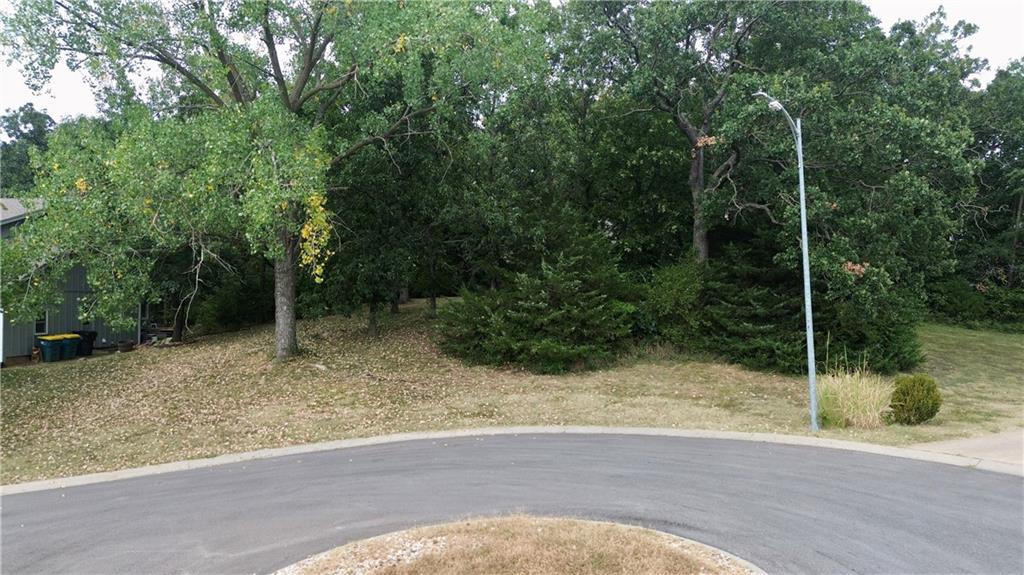 14170 W 49th St, Shawnee, KS 66216