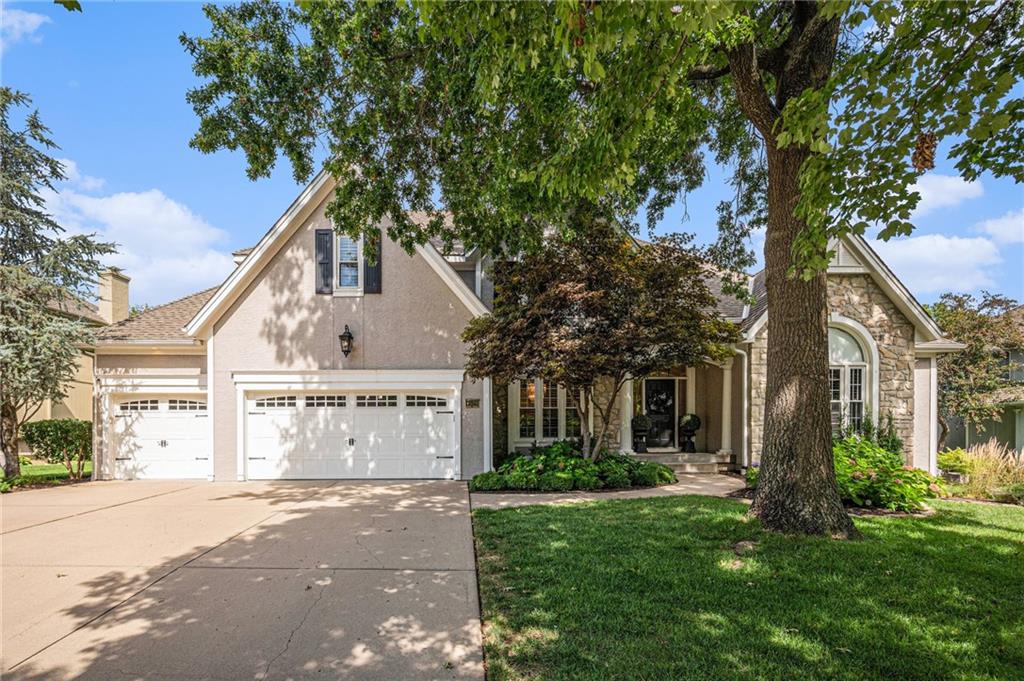 4528 W 140th St, Leawood, KS 66224