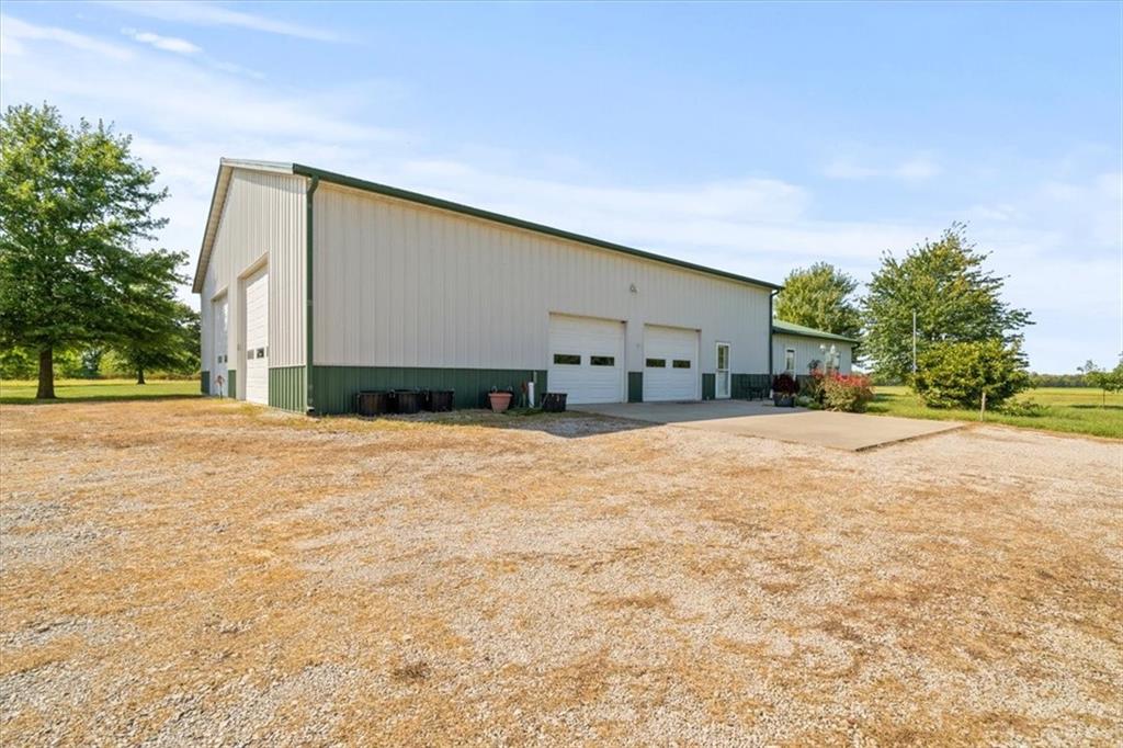 19011 E State Route A Hw, Archie, MO 64725