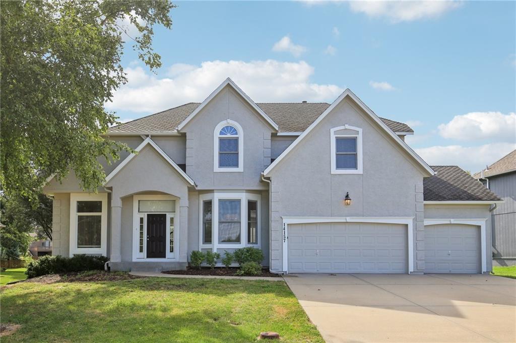 14157 Bond St, Overland Park, KS 66221