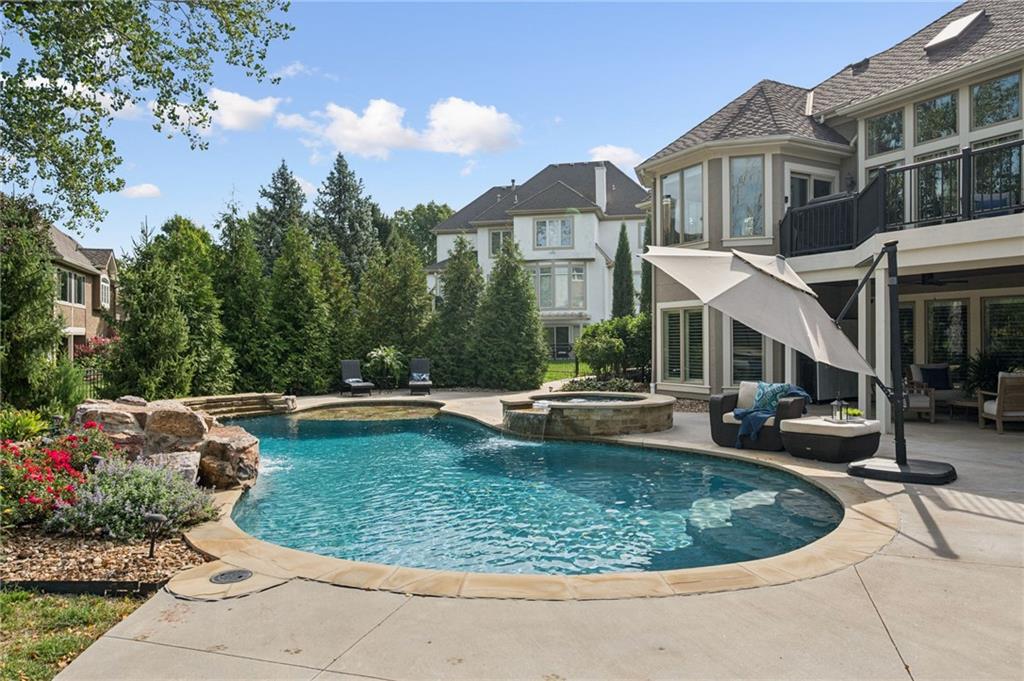 5804 Golden Bear Dr, Overland Park, KS 66223