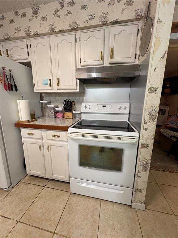 4816 NW High Dr, Riverside, MO 64150