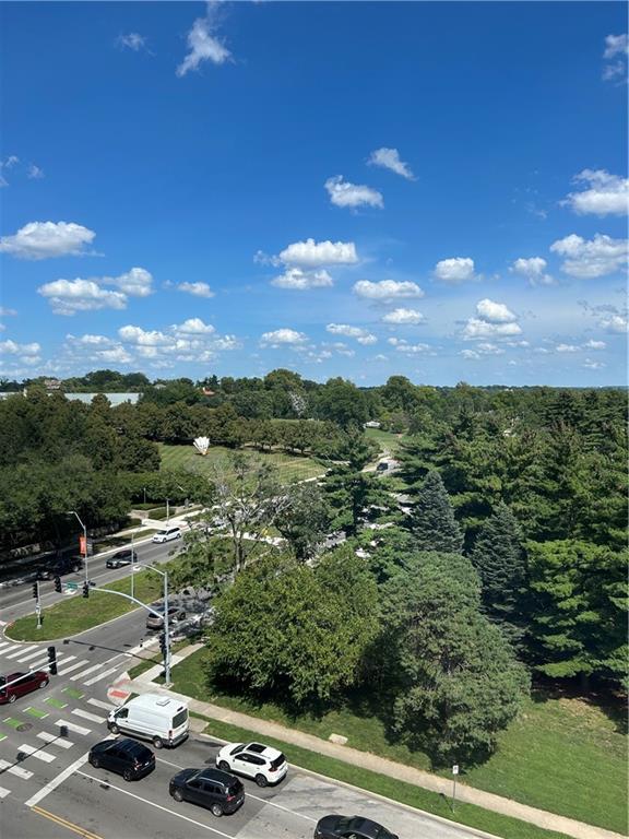 323 Emanuel Cleaver Ii Blvd #8A, Kansas City, MO 64112