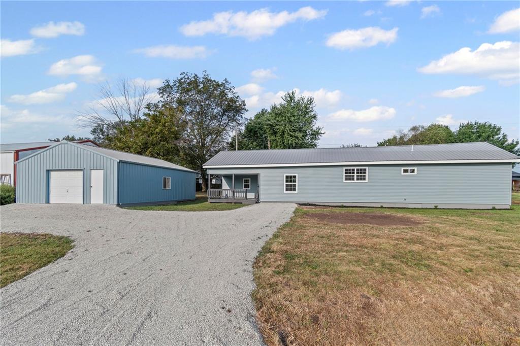 504 N Lee St, Leeton, MO 64761