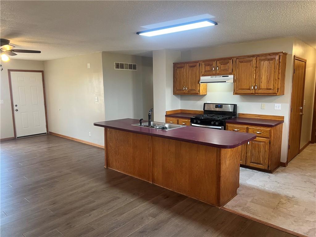 21414 155 St, Pattonsburg, MO 64670