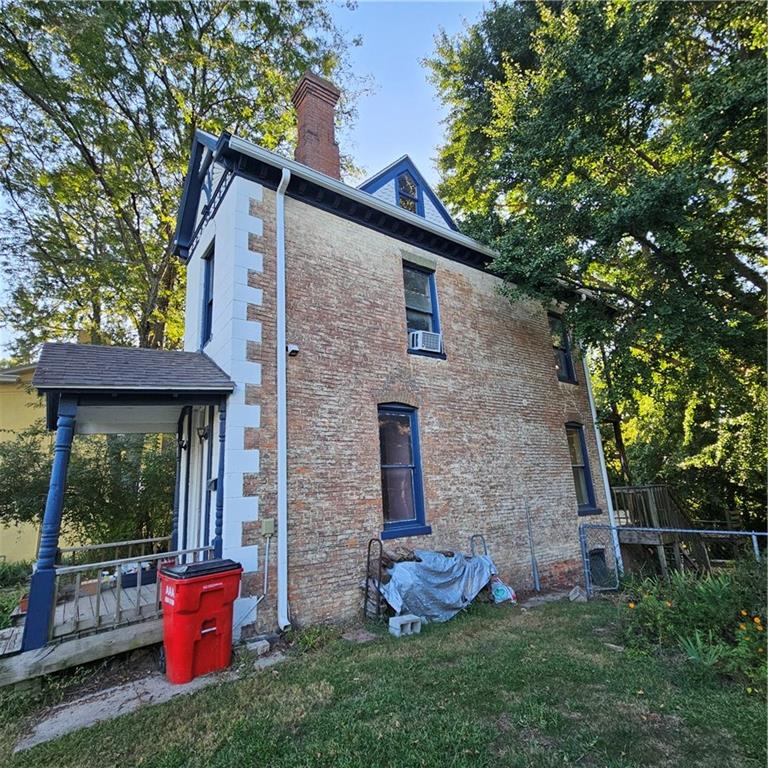 1008 Highland Ave, Lexington, MO 64067
