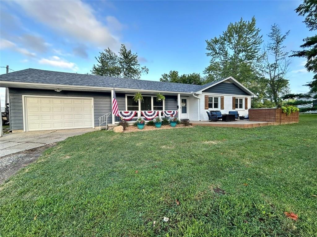 1100 S High St, Grant City, MO 64456