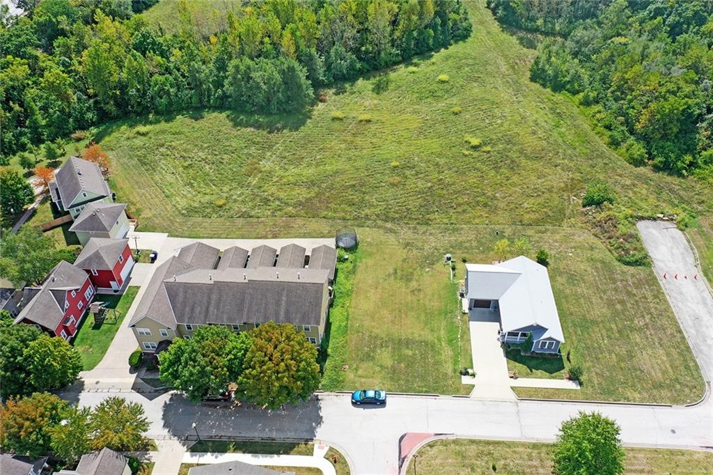 9501 E 57th Ter, Raytown, MO 64133