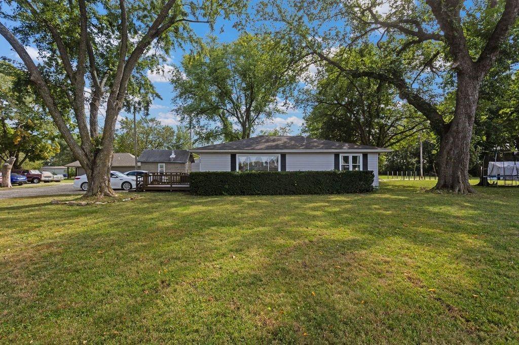 808 E Front St, Perry, KS 66073
