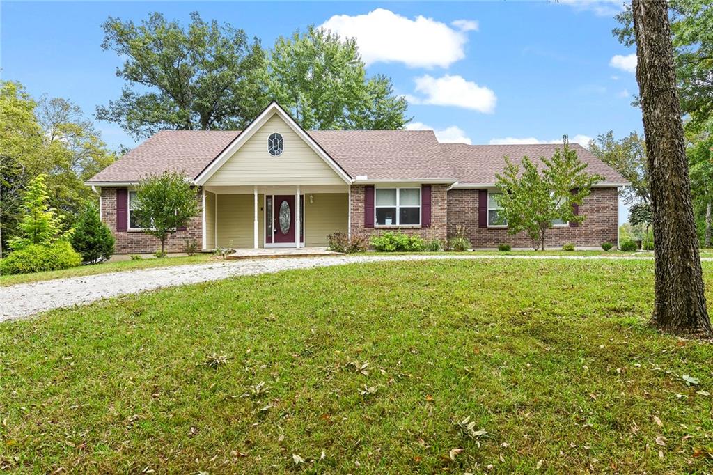 20101 S Parrott Farm Rd, Pleasant Hill, MO 64080