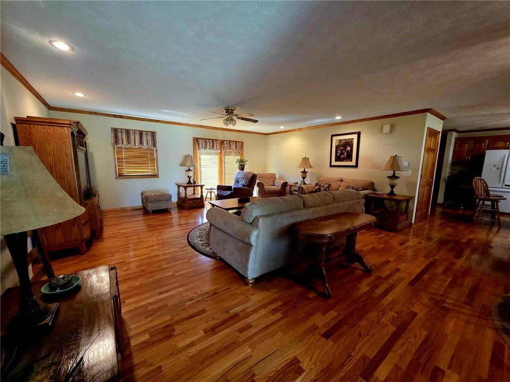 311 Locust St, Mound City, KS 66056