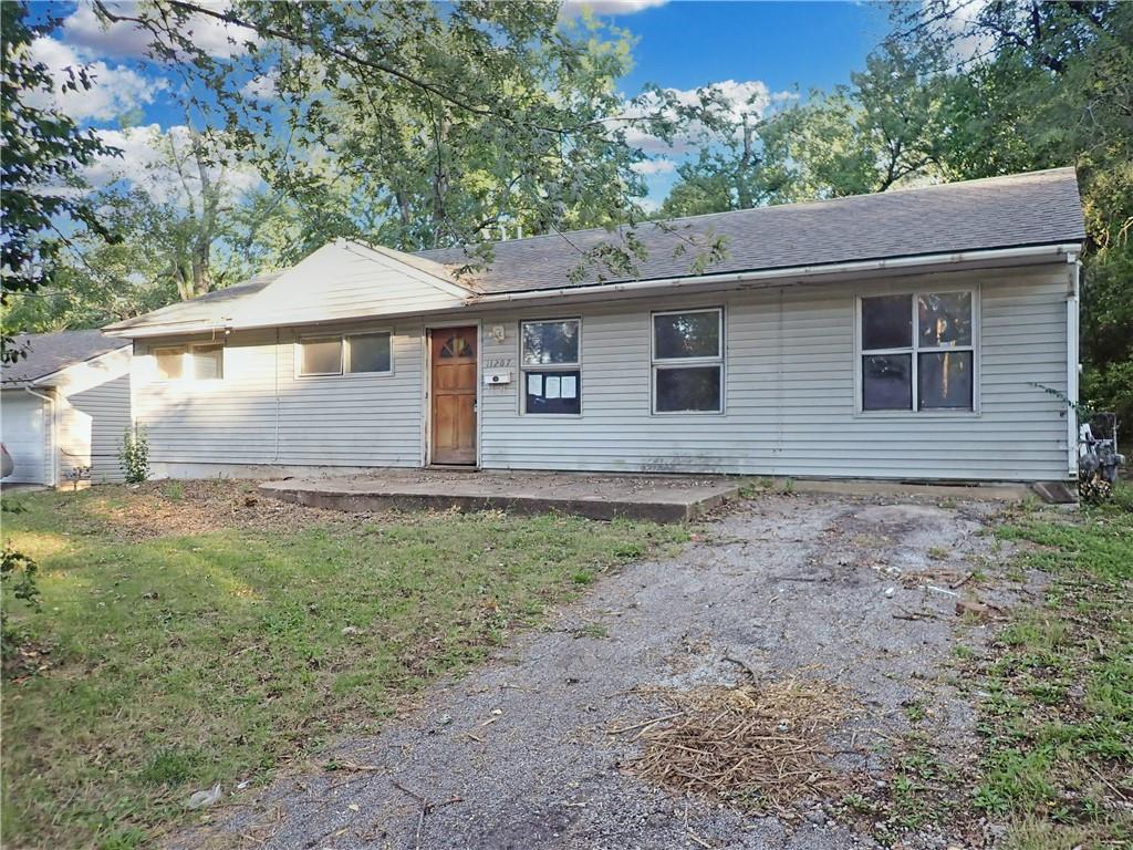 11207 Oakland Ave, Kansas City, MO 64134