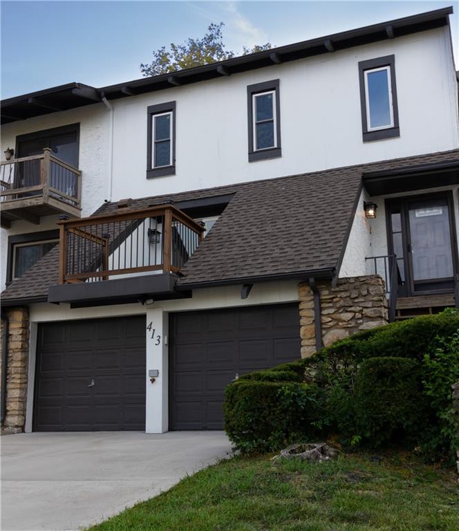 413 Woodbridge Ln, Kansas City, MO 64145