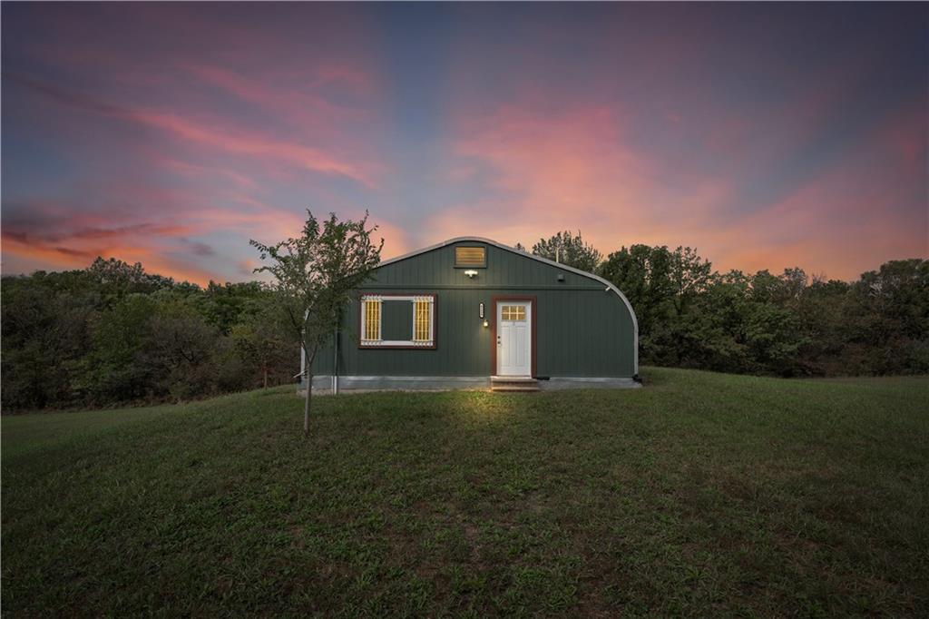 6168 W Cheyenne Dr, Lathrop, MO 64465