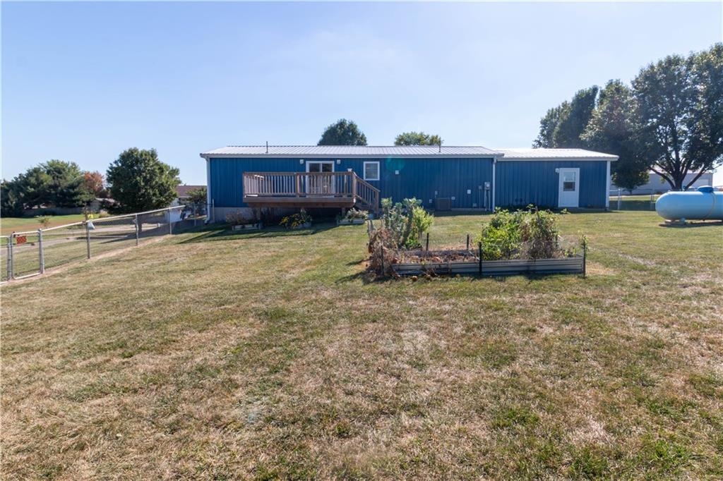 710 Groom St, Stewartsville, MO 64490
