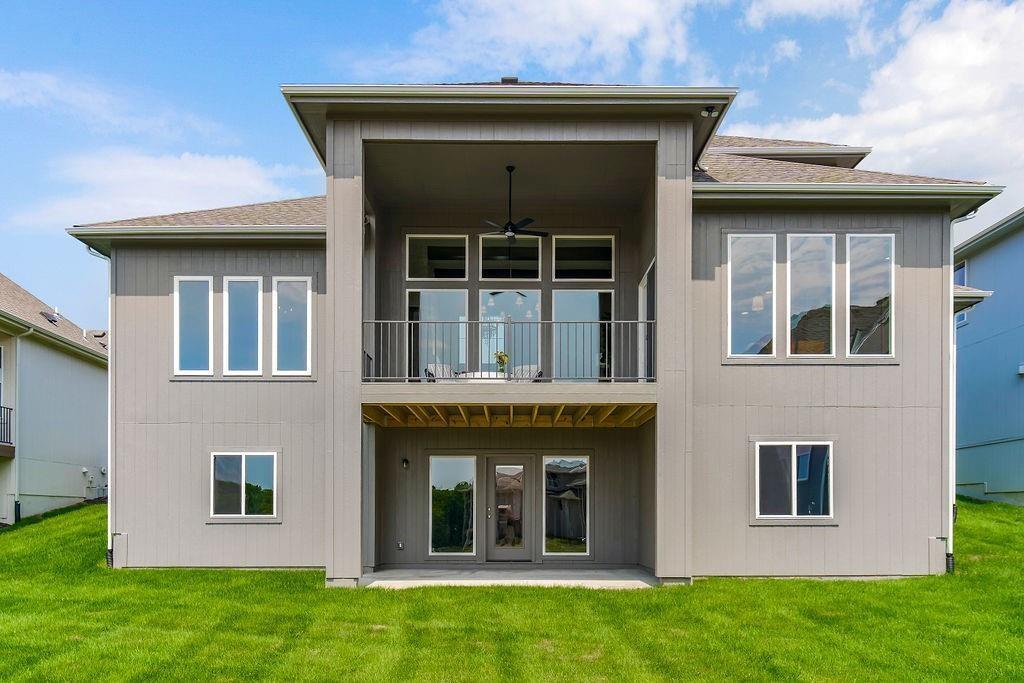 15582 W 168th Pl, Olathe, KS 66062