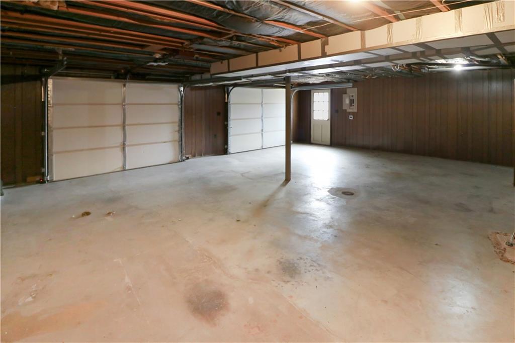 26 NE 360th Rd, Warrensburg, MO 64093