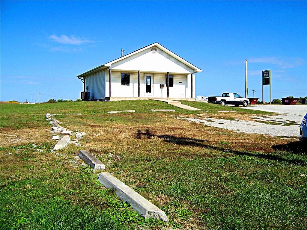 108 Hill St, Stewartsville, MO 64490