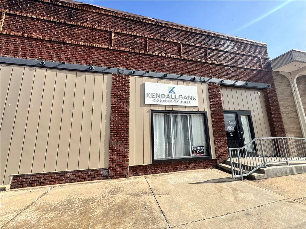 408 Broadway St, Valley Falls, KS 66088