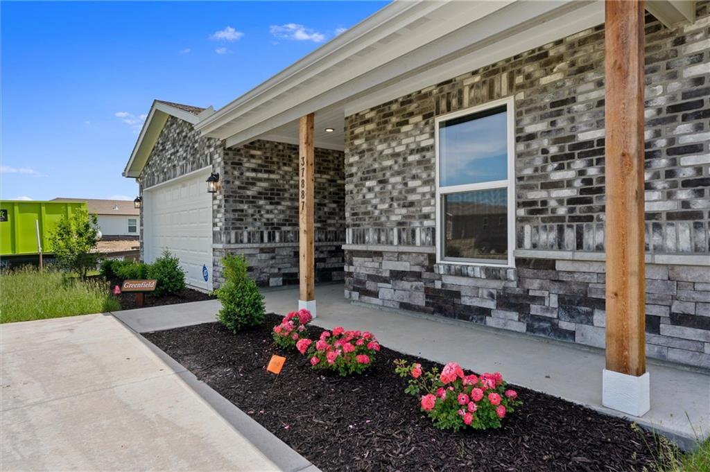 37887 W 207th Ter, Edgerton, KS 66021
