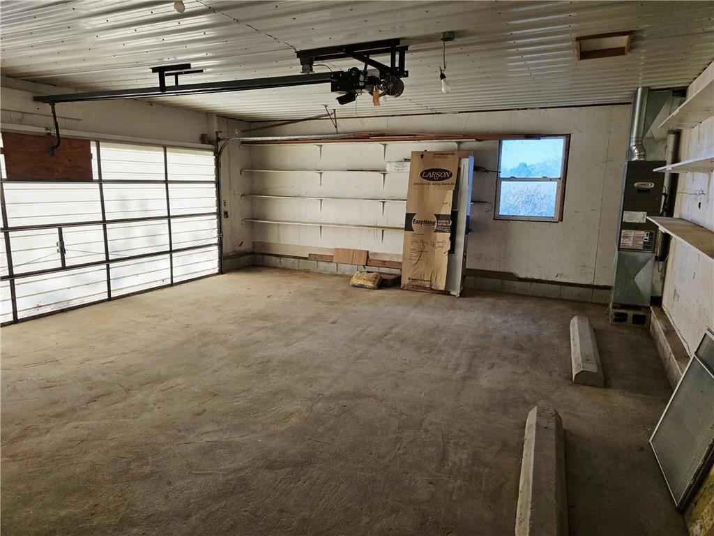 15518 E 850 Rd, Mound City, KS 66056
