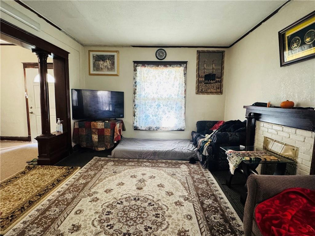 3706 Saint John Ave, Kansas City, MO 64123