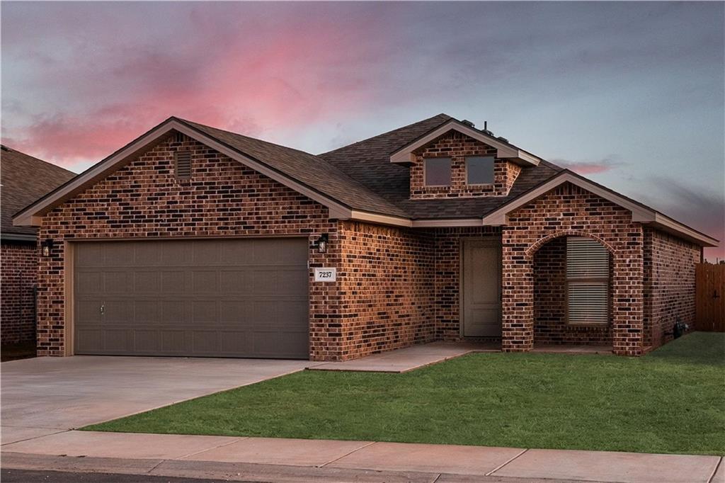 26555 W 83rd Ter, Lenexa, KS 66227