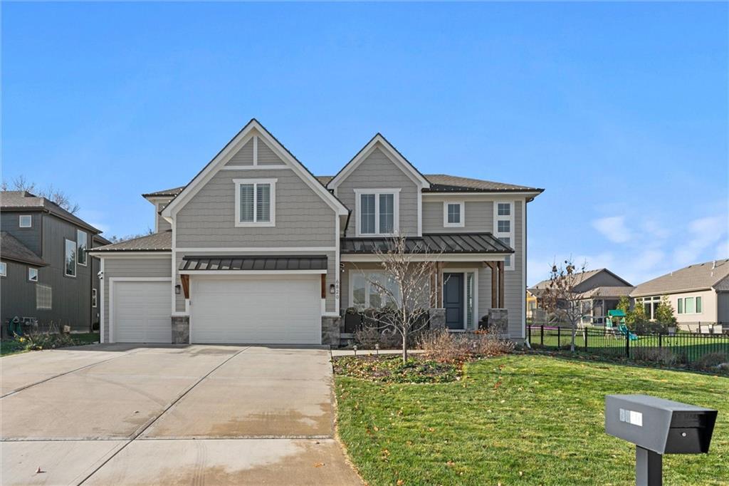 6820 Marion St, Shawnee, KS 66218