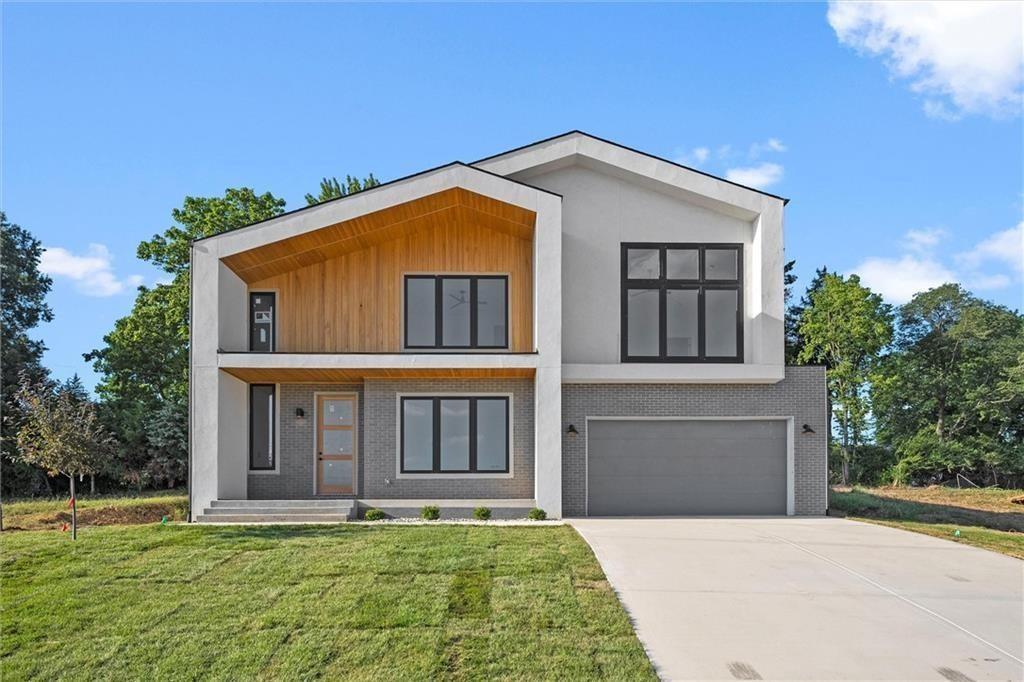 2718 NW 84th Ter, Kansas City, MO 64154