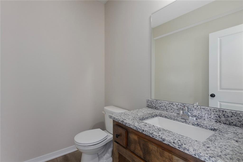 109 SW Nelson Dr, Blue Springs, MO 64014