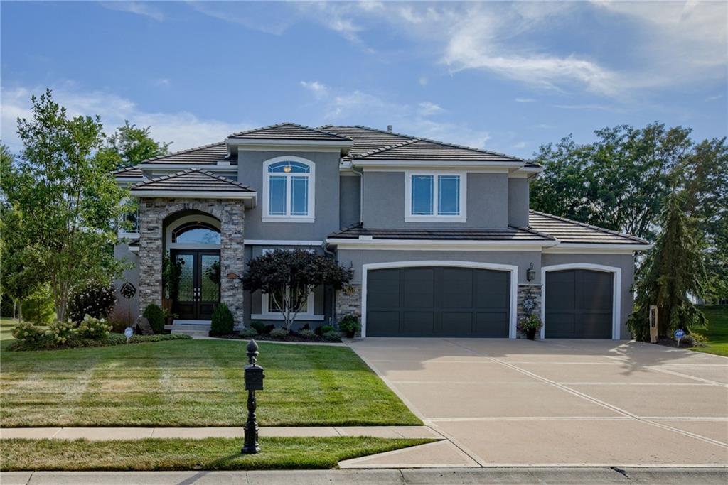 6123 NW 104th Ter, Kansas City, MO 64154