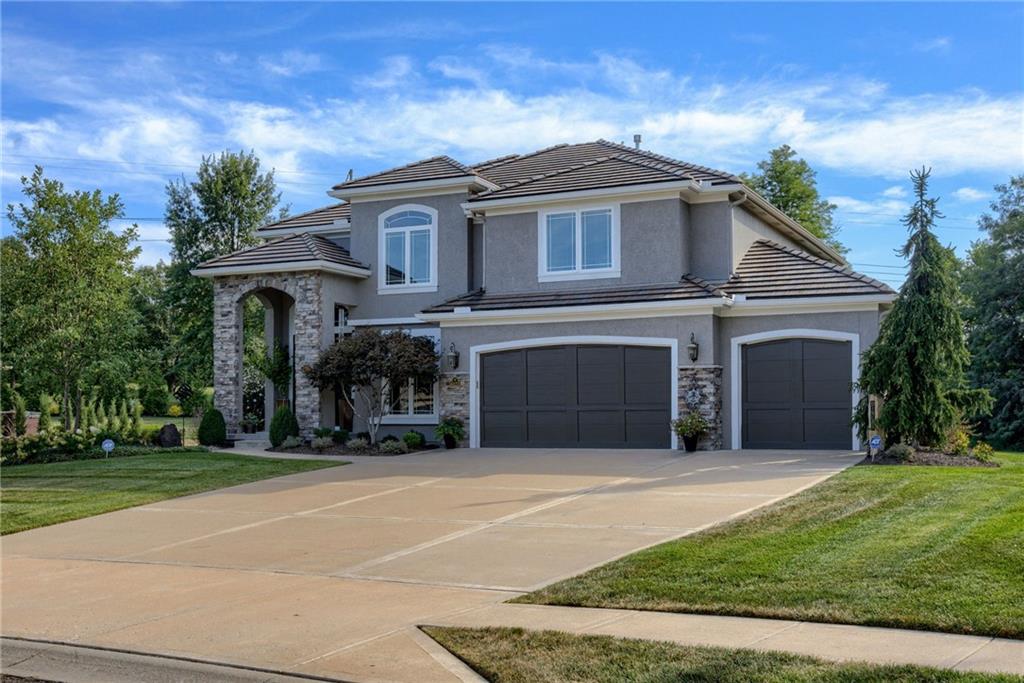 6123 NW 104th Ter, Kansas City, MO 64154