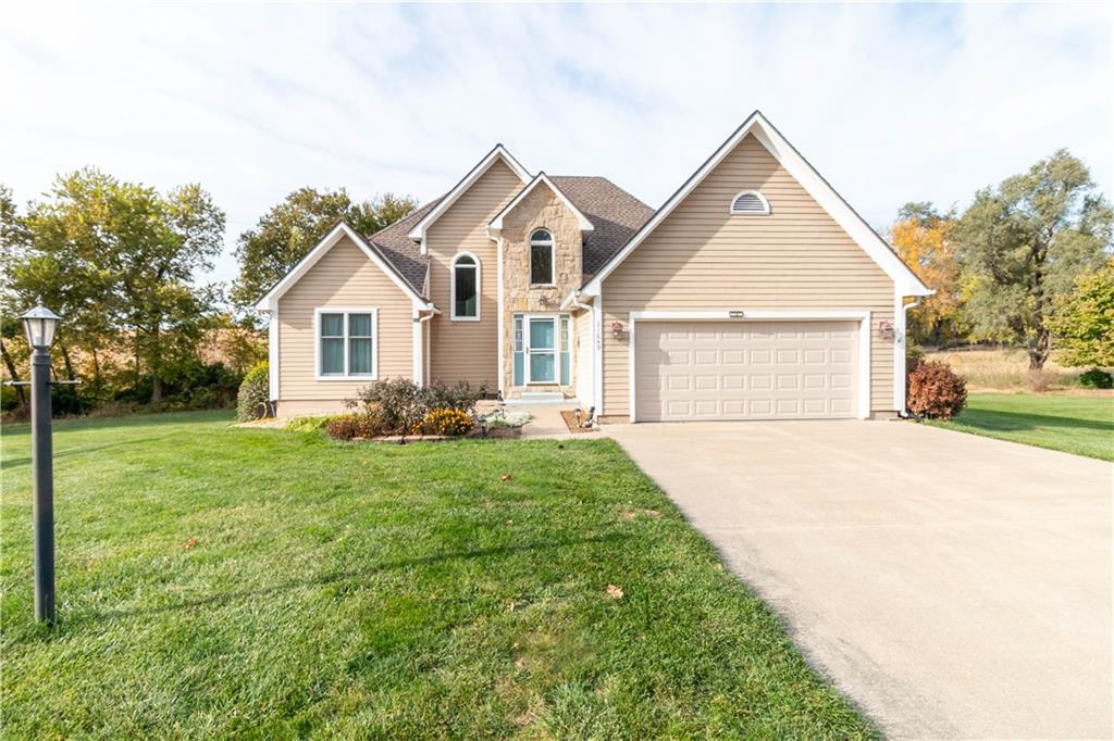 11849 Windham Rd, Country Club, MO 64505