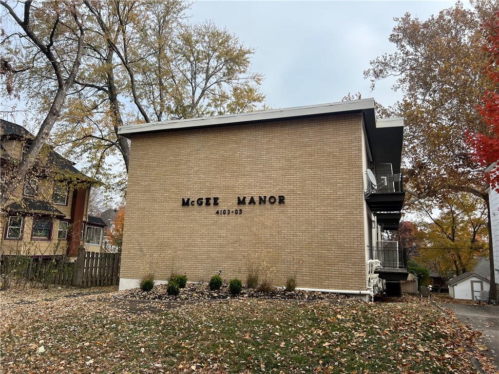 4103-4105 Mcgee St, Kansas City, MO 64111