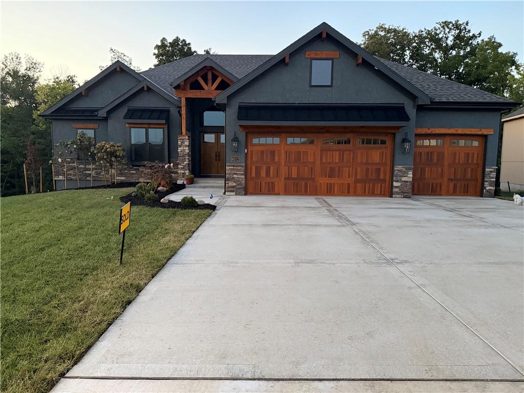 8512 NW 90th Ter, Kansas City, MO 64153