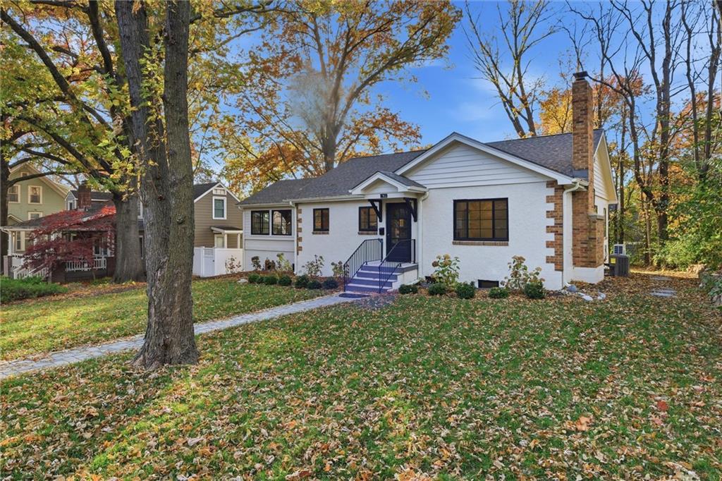 1639 Indiana St, Lawrence, KS 66044