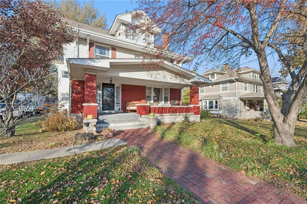 810 W Waldo Ave, Independence, MO 64050