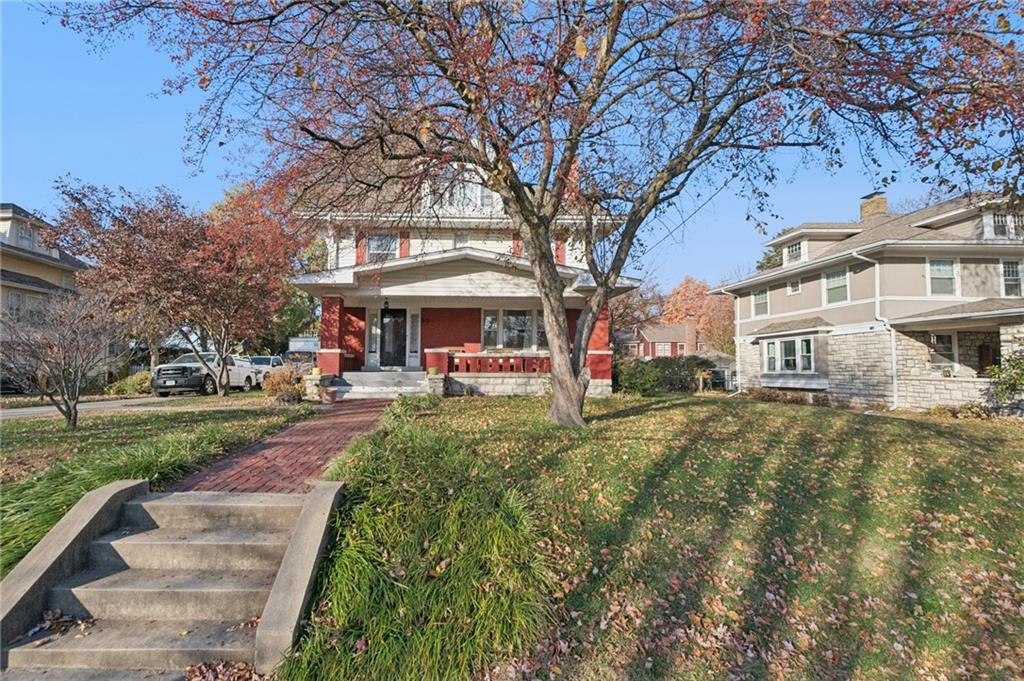 810 W Waldo Ave, Independence, MO 64050