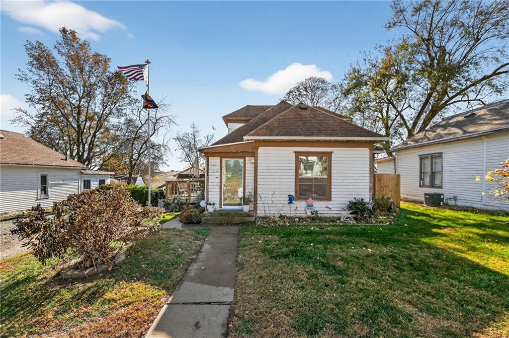 211 W State St, Troy, KS 66087