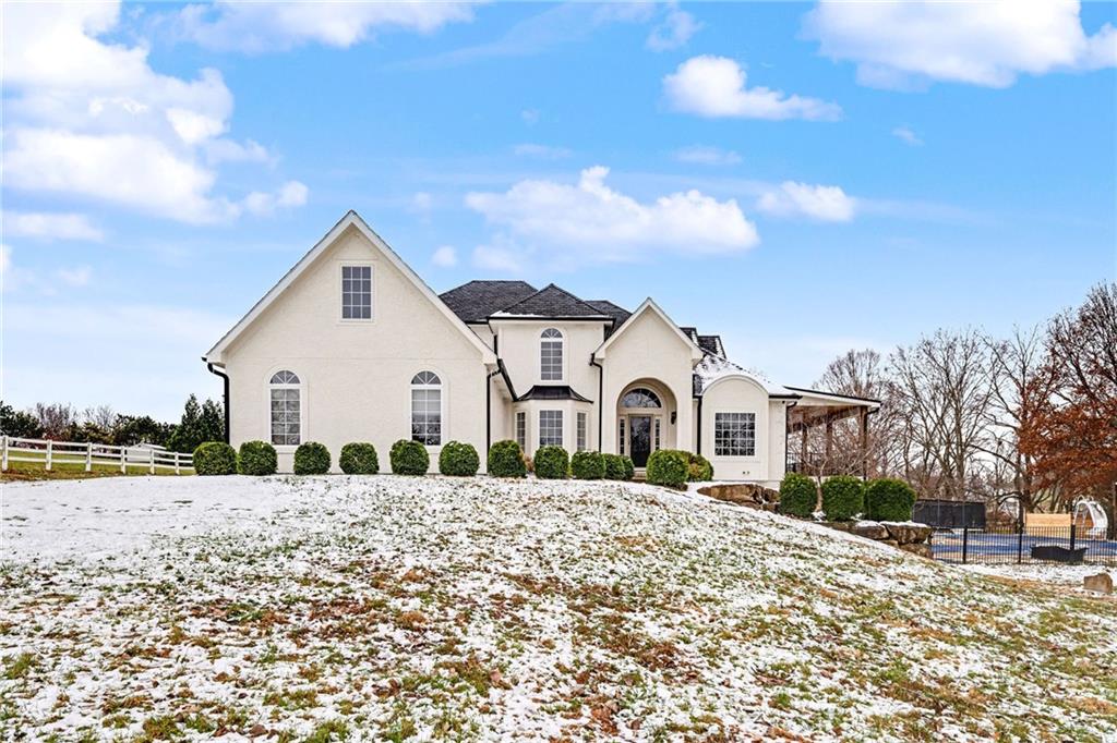 11105 NW 77th Ter, Parkville, MO 64152
