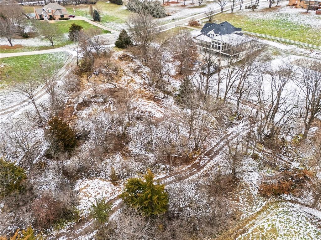 11105 NW 77th Ter, Parkville, MO 64152
