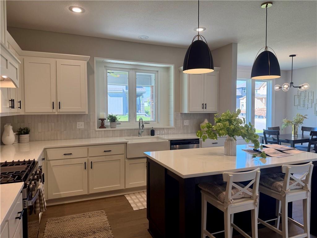 19830 W 114th Pl, Olathe, KS 66061