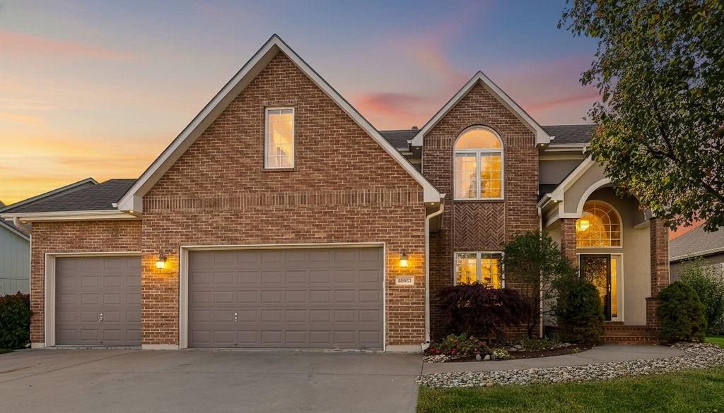 16109 E 76th St, Kansas City, MO 64139