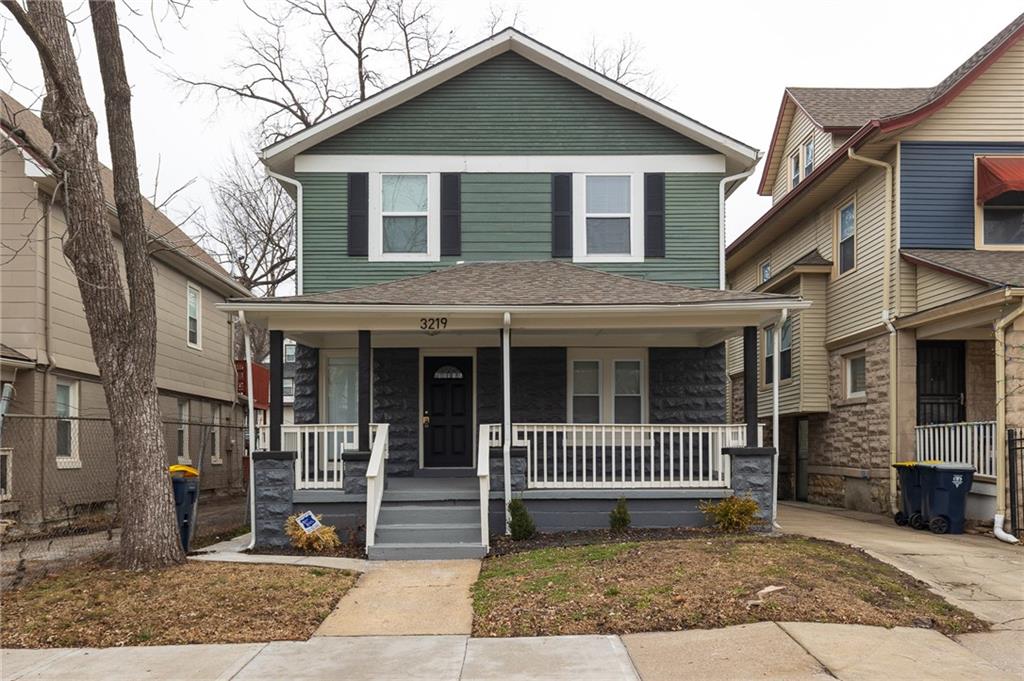 3219 Charlotte St, Kansas City, MO 64109