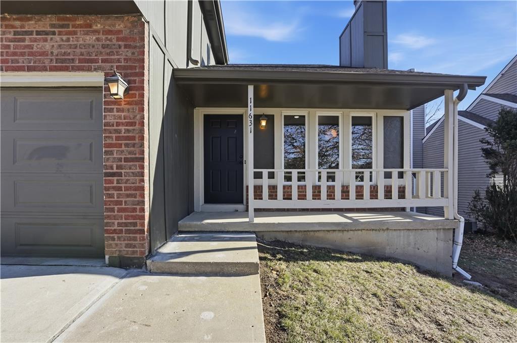 11629-11631 Garnett St, Overland Park, KS 66210