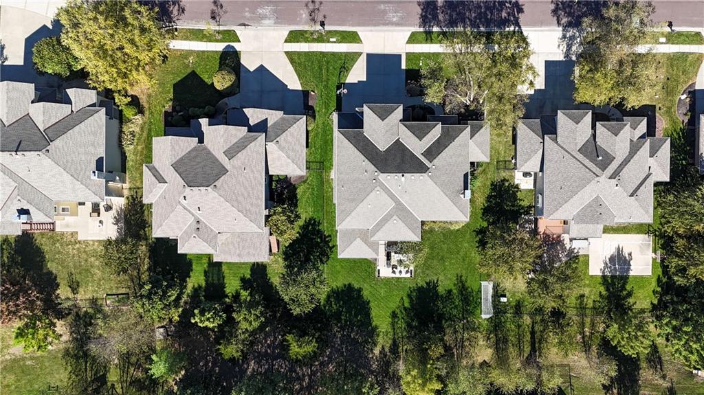 5303 W 166th Ter, Overland Park, KS 66085