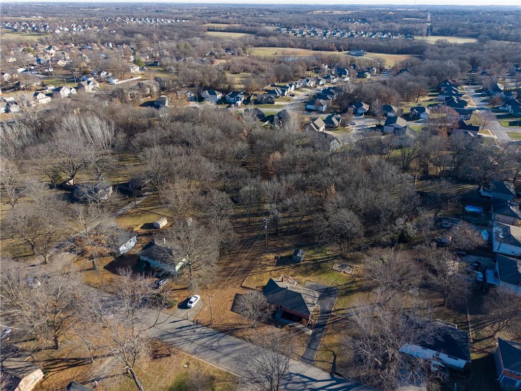 Lexington Rd, Pleasant Hill, MO 64080