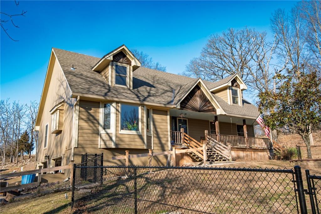 33108 E Hammond Rd, Lone Jack, MO 64070