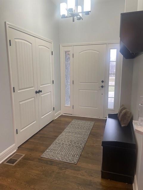 4802 Corinth Dr, St Joseph, MO 64506